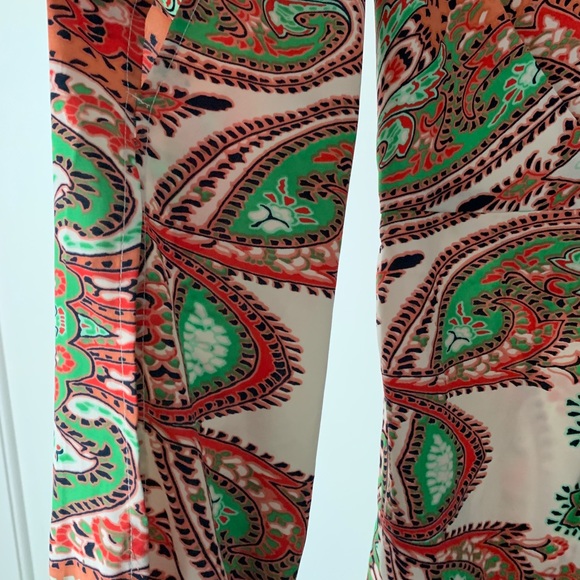 Super cute romper for spring and summer! - Picture 2 of 6